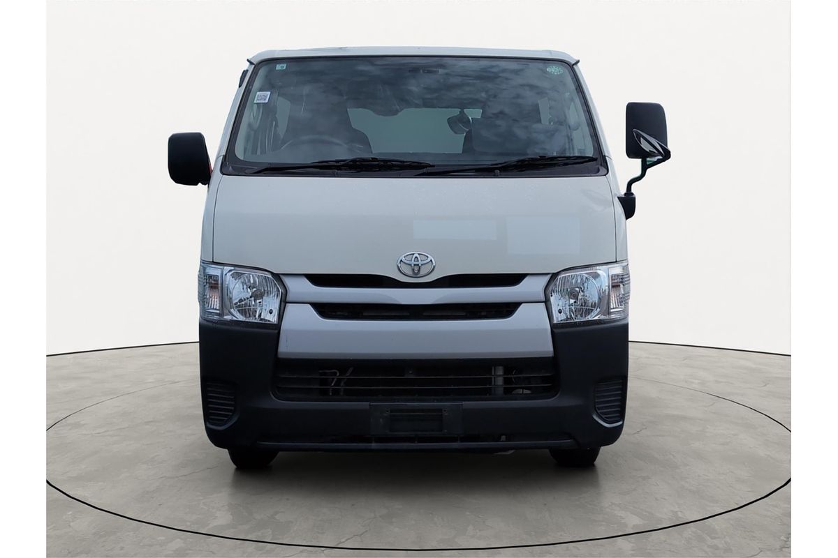 2017 Toyota Hiace Long DX