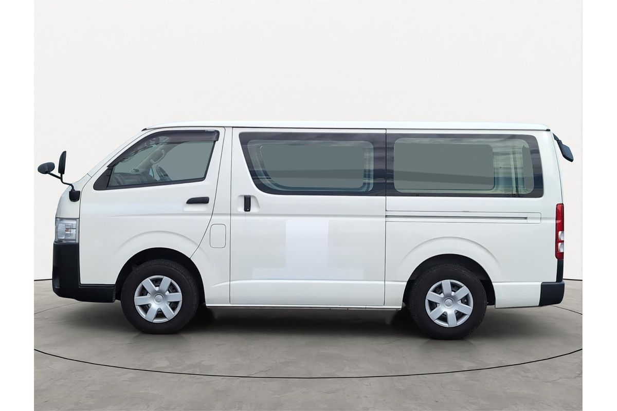 2017 Toyota Hiace Long DX