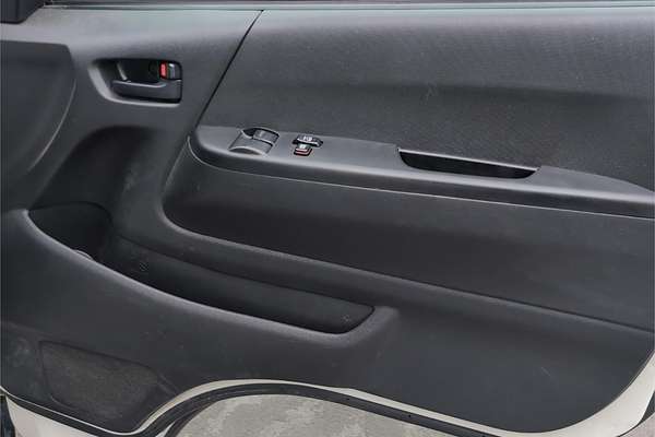 2009 Toyota Hiace Welcab