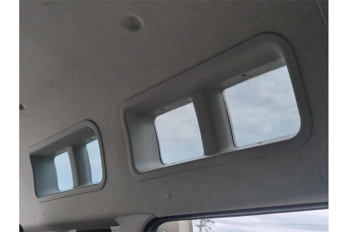 2009 Toyota Hiace Welcab