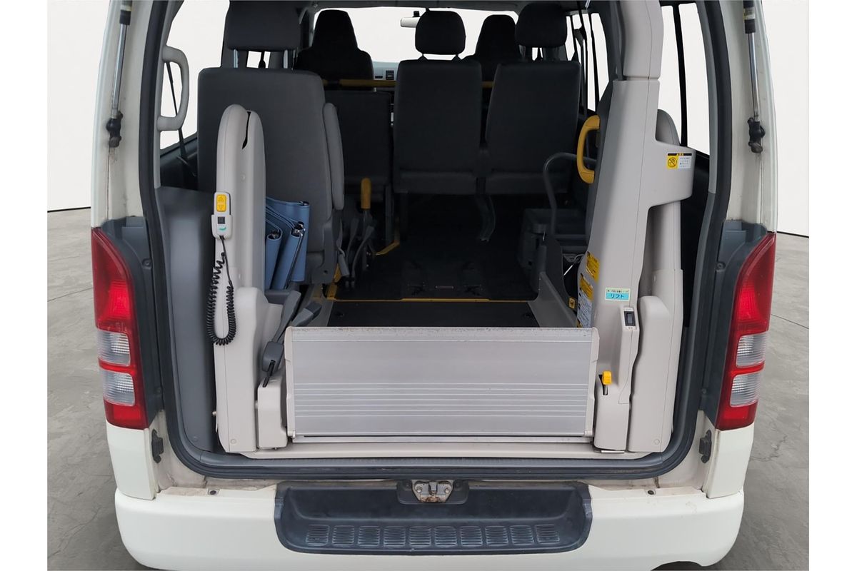 2009 Toyota Hiace Welcab