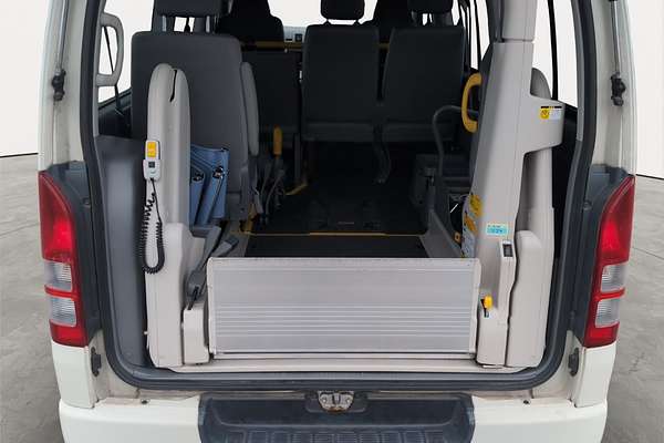 2009 Toyota Hiace Welcab