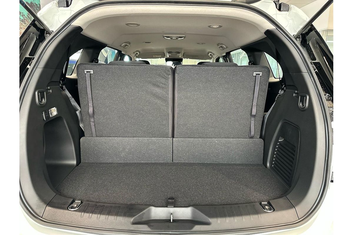 2025 Isuzu MU-X LS-M