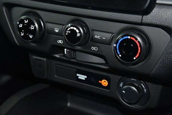 2025 Mazda BT-50 XT TF 4X4