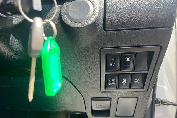 2022 Toyota Hilux SR GUN126R 4X4