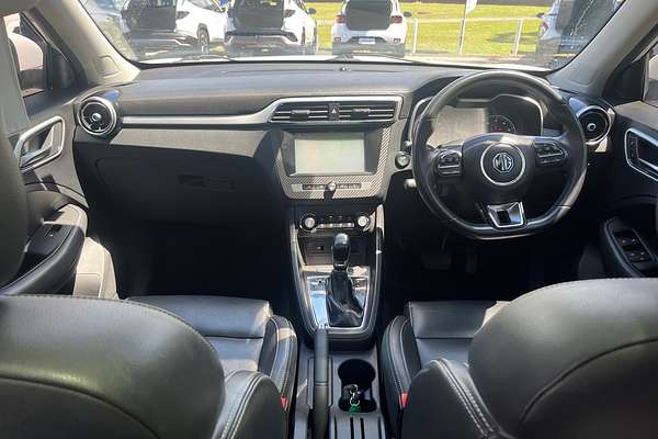 2017 MG ZS Essence AZS1