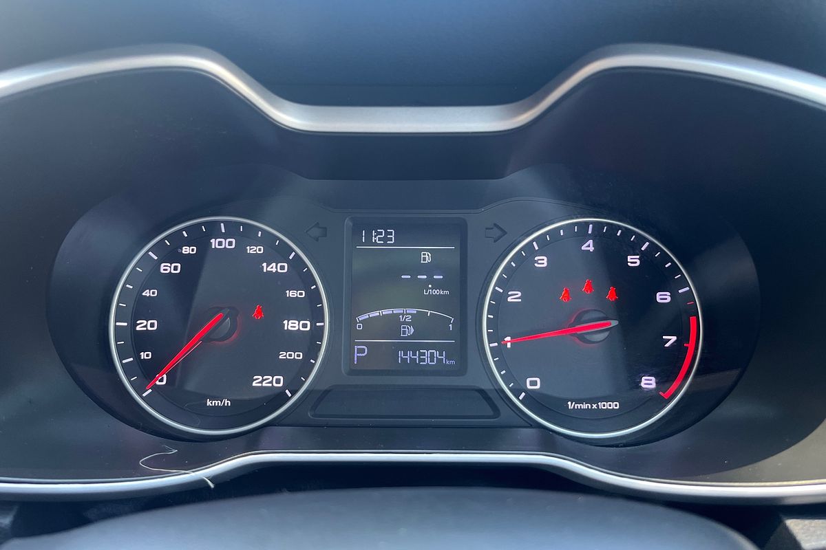 2017 MG ZS Essence AZS1