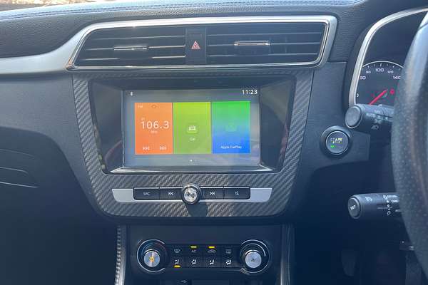 2017 MG ZS Essence AZS1