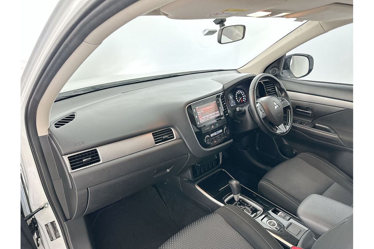 2016 Mitsubishi Outlander LS ZK