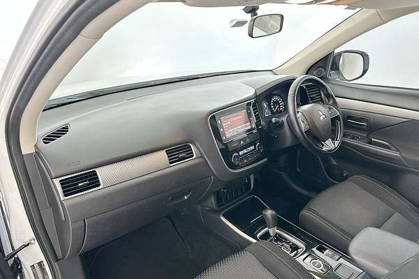 2016 Mitsubishi Outlander LS ZK