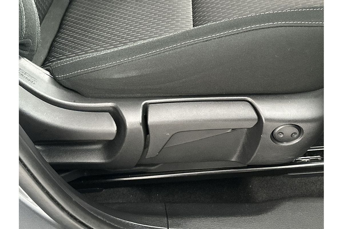 2022 Mitsubishi Outlander ES ZM