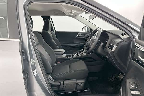 2022 Mitsubishi Outlander ES ZM