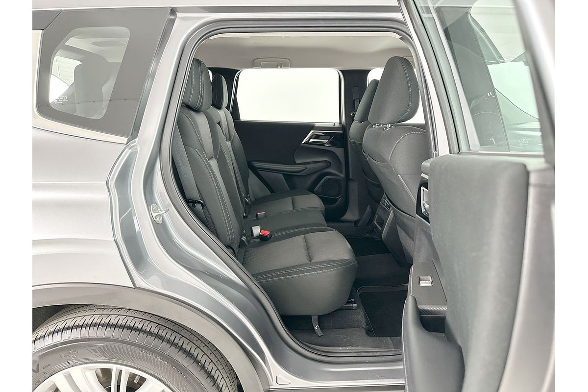 2022 Mitsubishi Outlander ES ZM