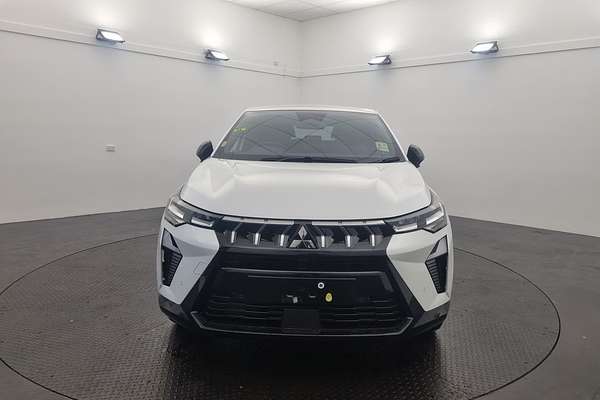 2025 Mitsubishi XE2P45