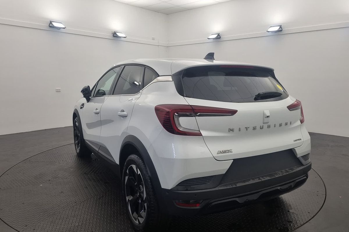 2025 Mitsubishi XE2P45