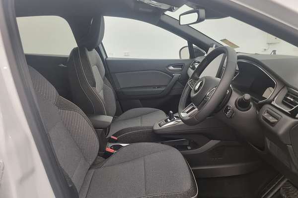 2025 Mitsubishi XE2P45