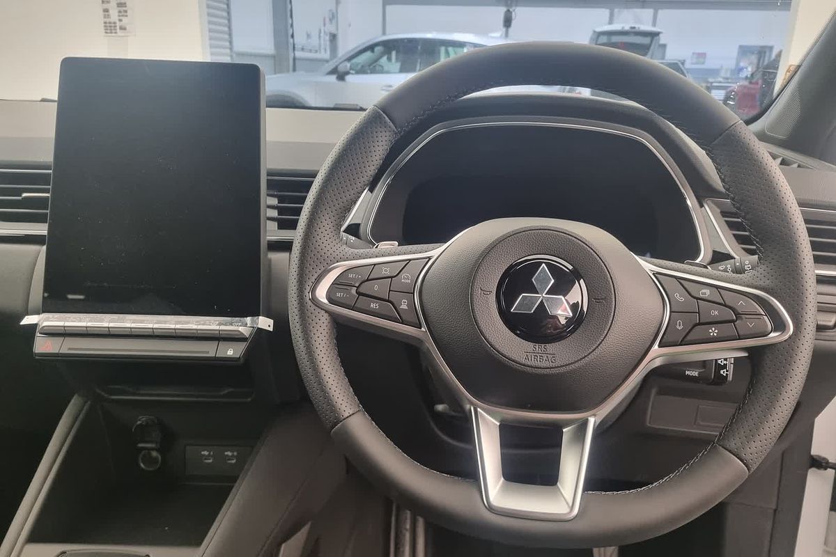 2025 Mitsubishi XE2P45