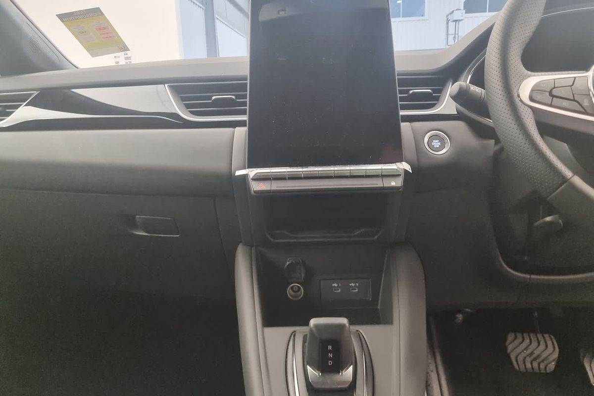 2025 Mitsubishi XE2P45