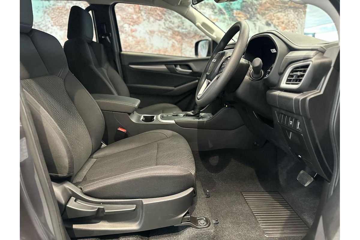 2025 Isuzu MU-X LS-M