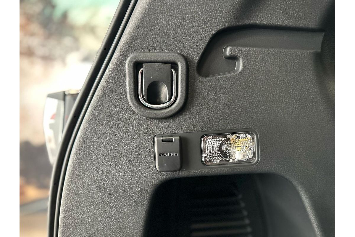 2025 Isuzu MU-X LS-M