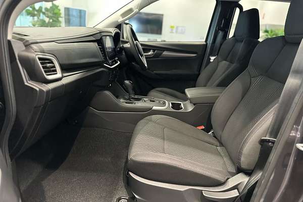 2025 Isuzu MU-X LS-M