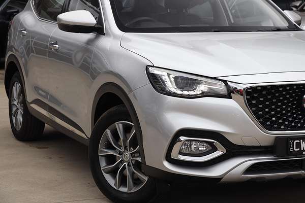 2022 MG HS Vibe SAS23