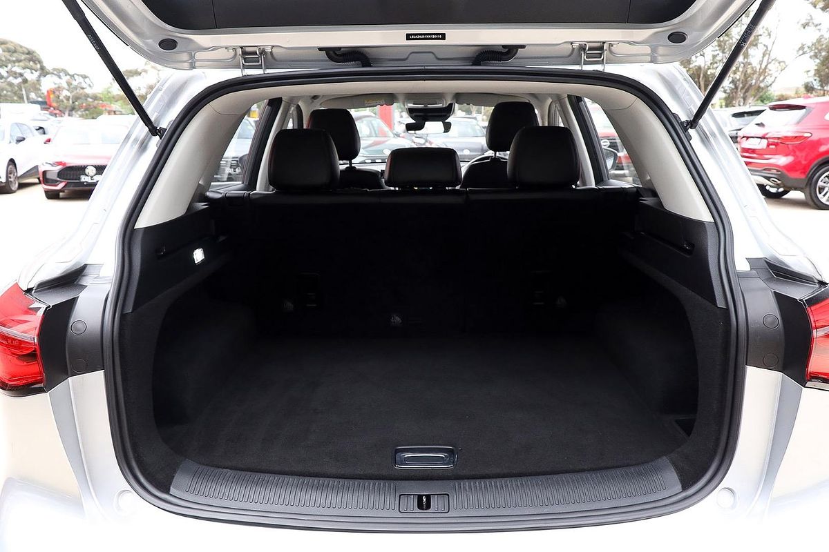 2022 MG HS Vibe SAS23