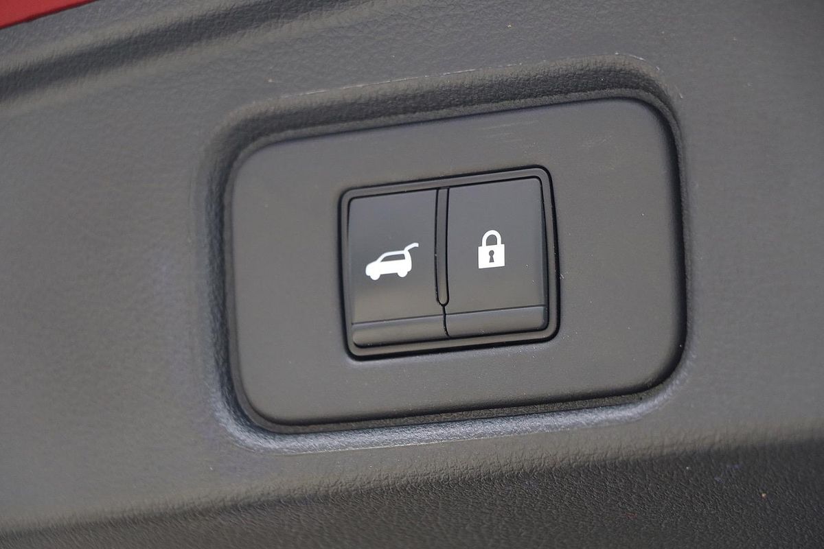 2023 Nissan Pathfinder Ti-L R53