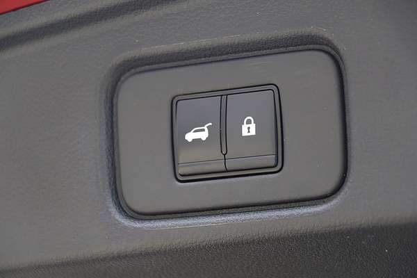 2023 Nissan Pathfinder Ti-L R53