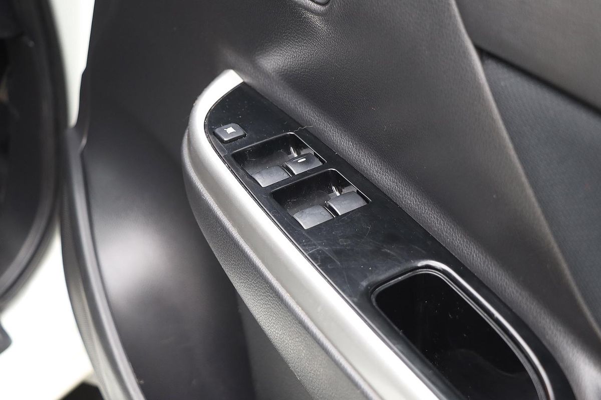 2020 Mitsubishi Triton GLS MR 4X4