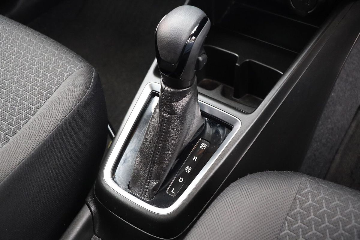 2019 Suzuki Swift GL Navigator AZ