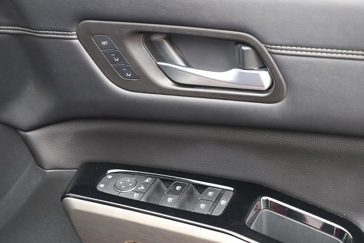 2023 Nissan Pathfinder Ti-L R53