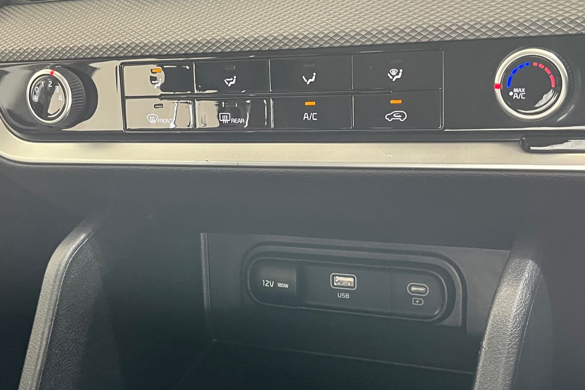 2023 Kia Sportage S NQ5