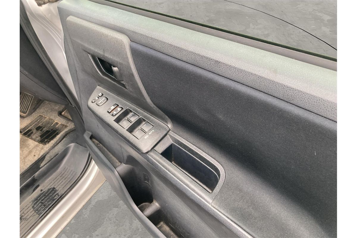 2012 Toyota Voxy XL Edition Welcab