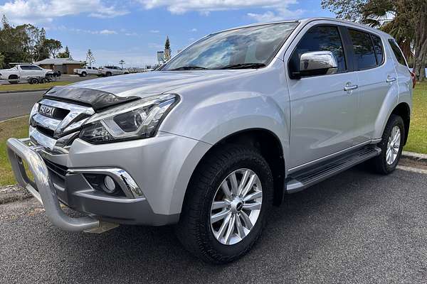 2017 Isuzu MU-X LS-U
