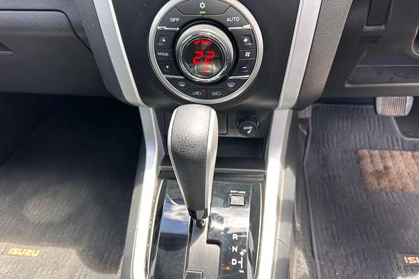 2017 Isuzu MU-X LS-U