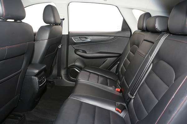 2024 MG HS Vibe SAS23