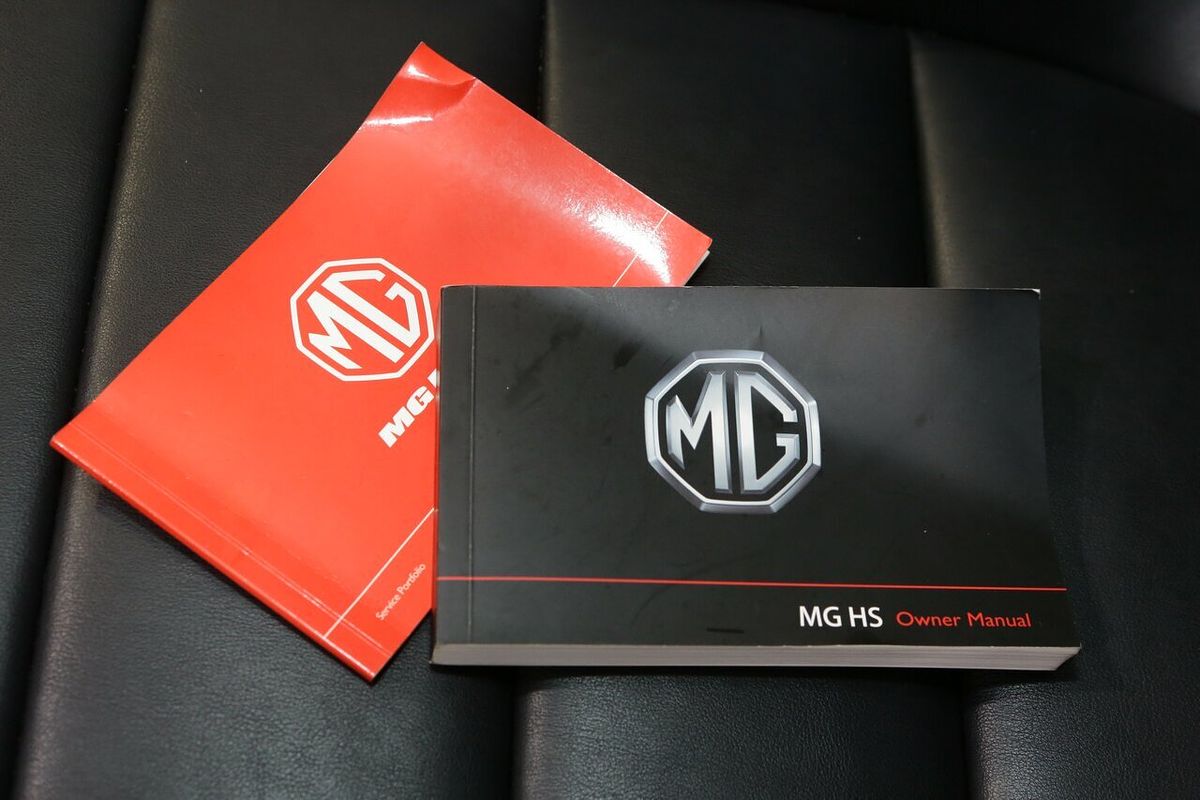 2024 MG HS Vibe SAS23