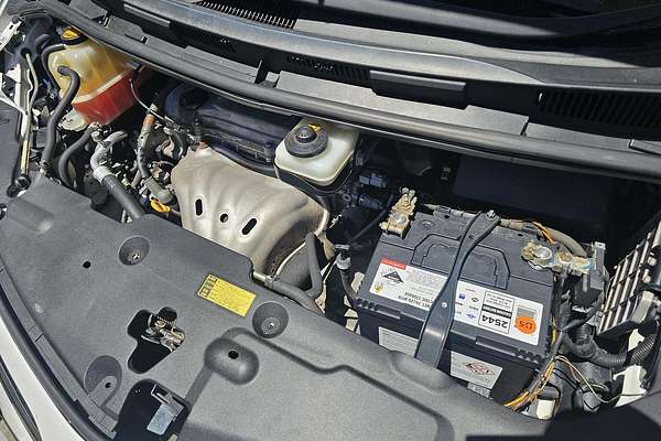 2010 Toyota Tarago GLi ACR50R