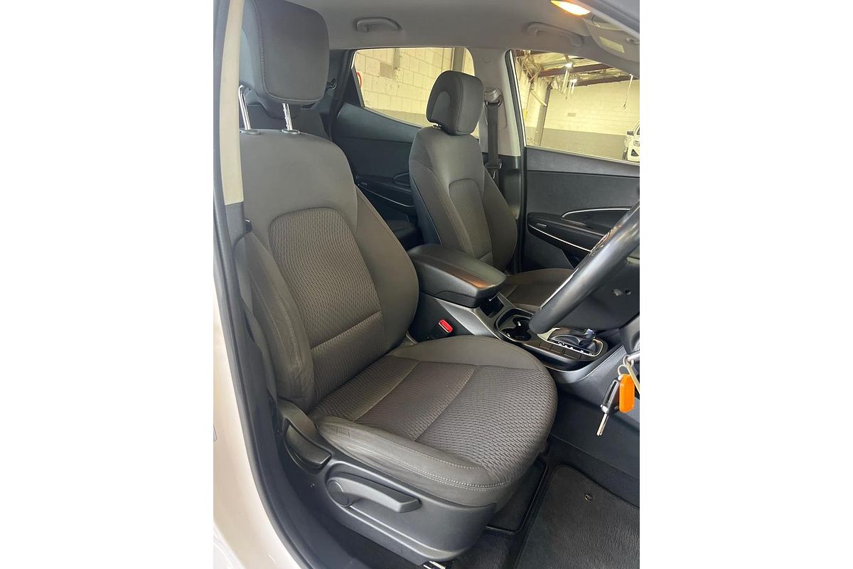 2015 Hyundai Santa Fe Active DM3 Series II