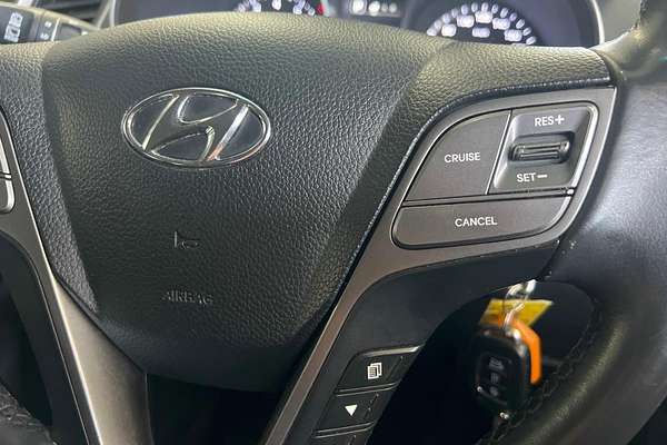 2015 Hyundai Santa Fe Active DM3 Series II