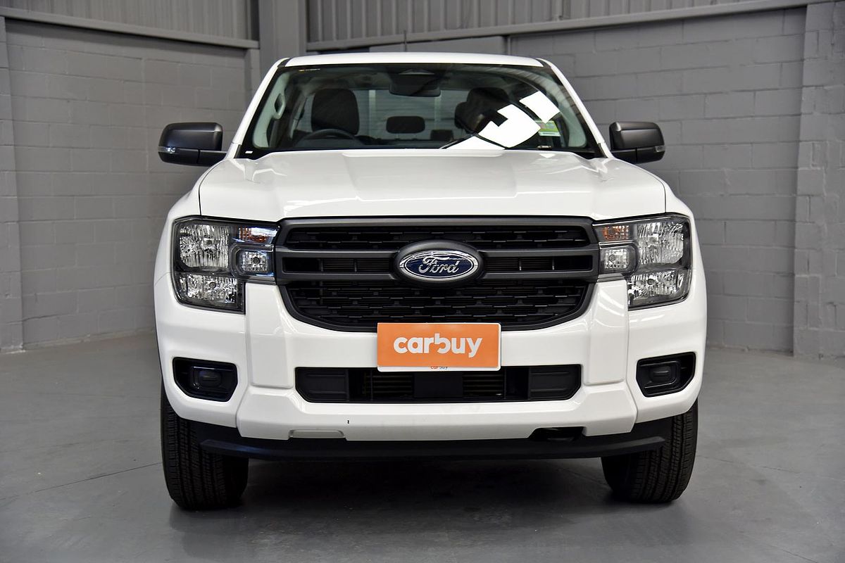 2025 Ford Ranger XL 4X4 2.0L