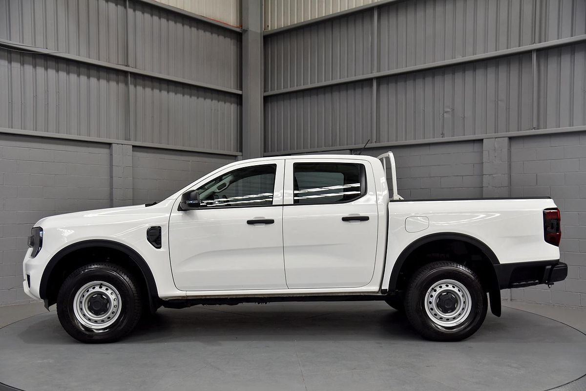 2025 Ford Ranger XL 4X4 2.0L