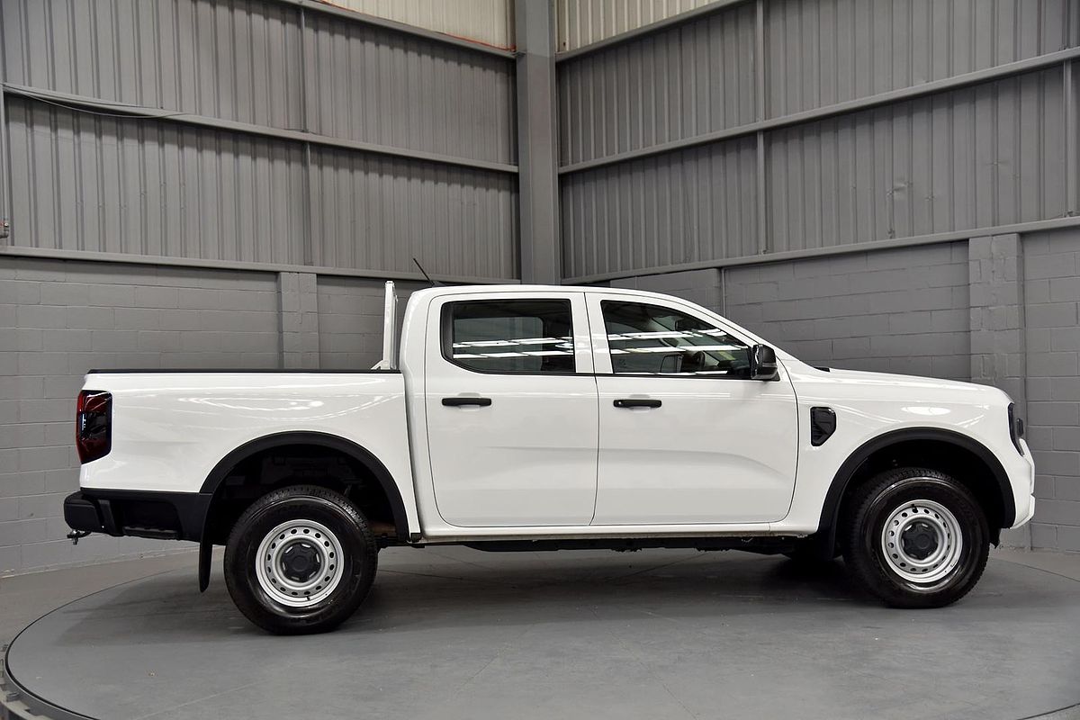 2025 Ford Ranger XL 4X4 2.0L