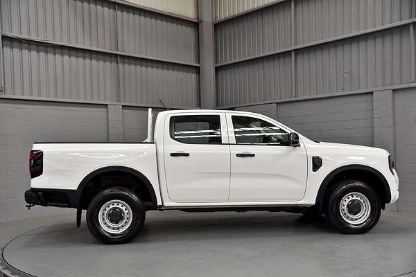 2025 Ford Ranger XL 4X4 2.0L