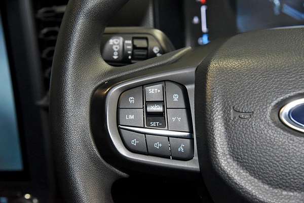 2025 Ford Ranger XL 4X4 2.0L