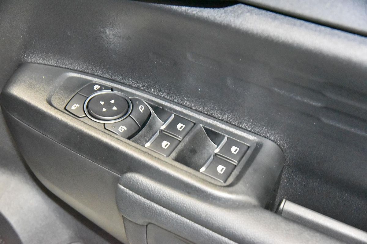 2025 Ford Ranger XL 4X4 2.0L