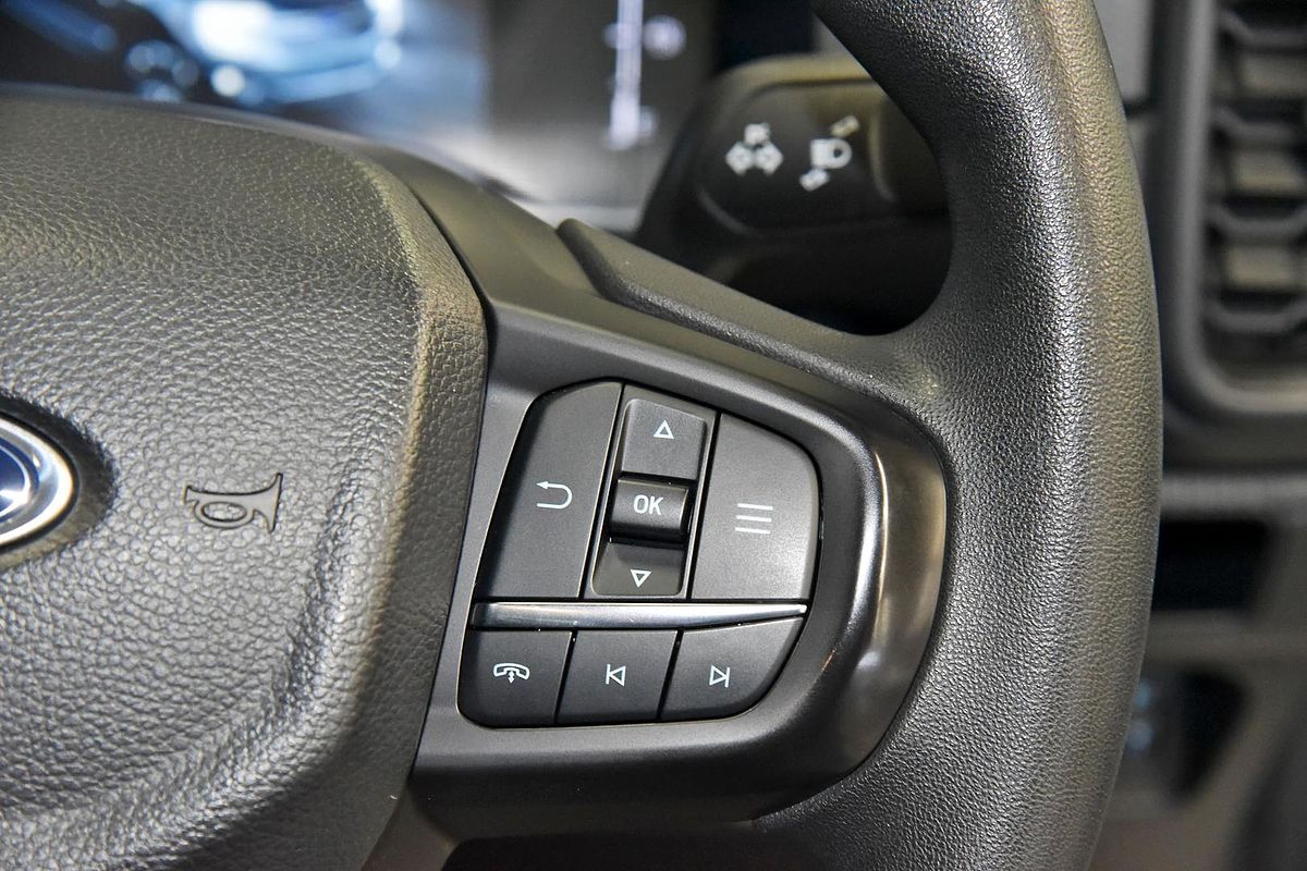 2025 Ford Ranger XL 4X4 2.0L