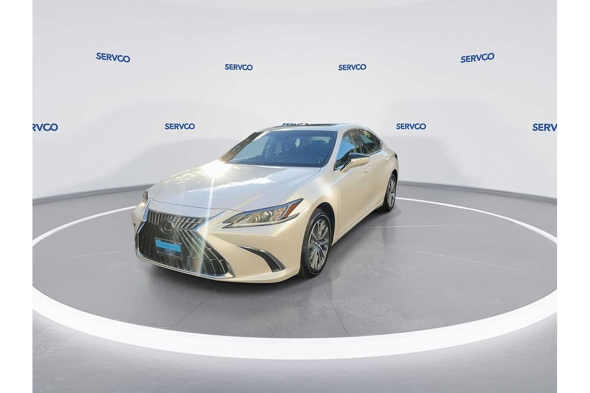2025 Lexus ES