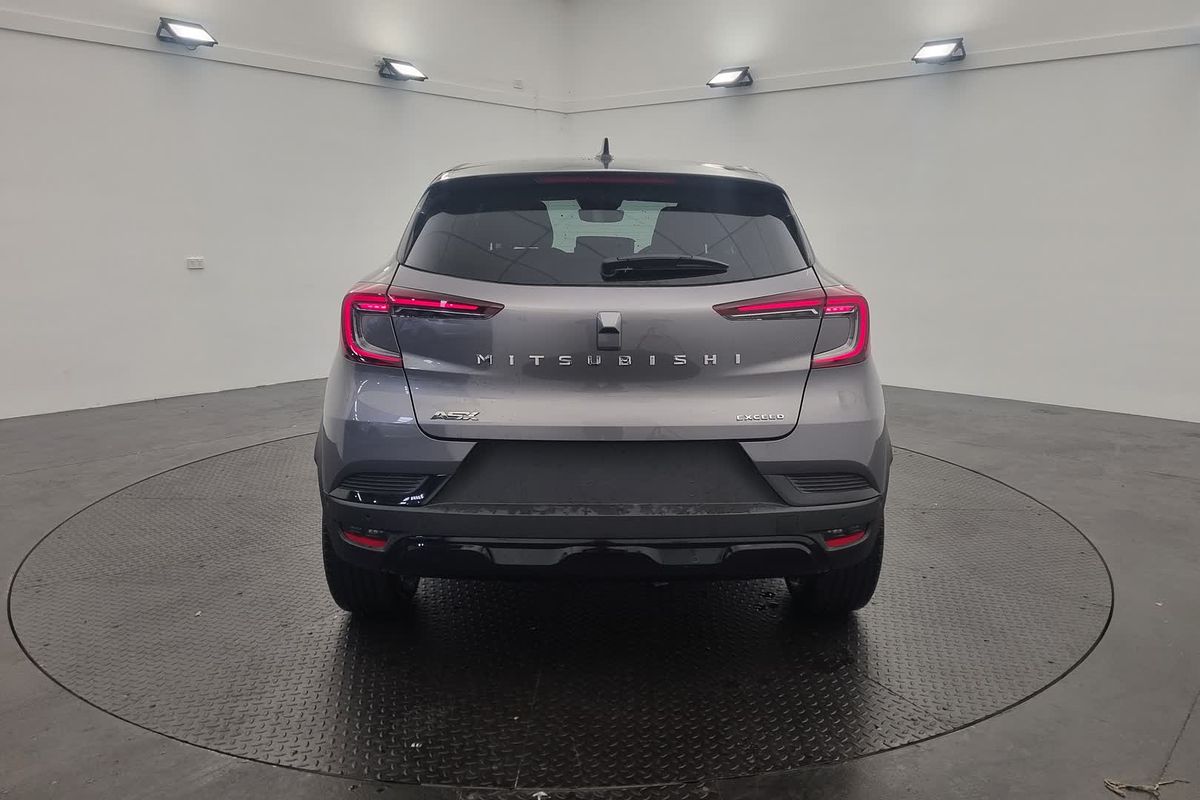 2025 Mitsubishi XE2E45